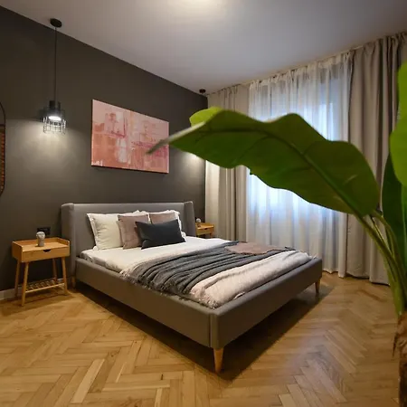 Apartment Magheru - Feel The Pulse *