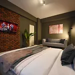 Apartament Magheru - Feel The Pulse *